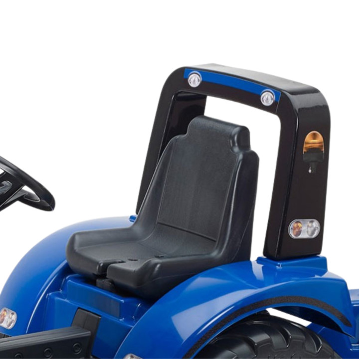 FALK New Holland T8 Pedal Tractor with Trailer 3-7 years