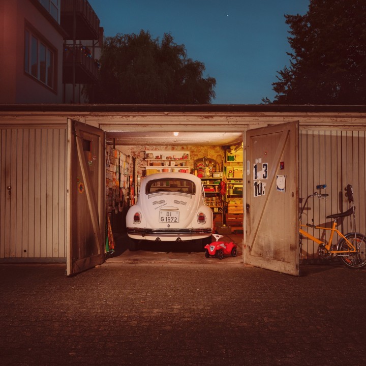 BIG Bobby Car Classic Ride-on with Light-Up Horn - Toy for Children