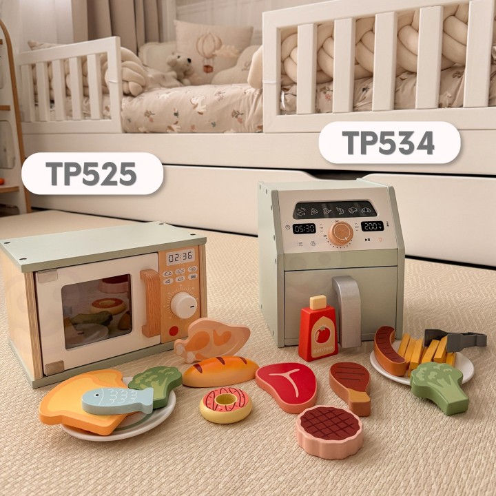 Tooky Toy Wooden Microwave Oven - Cooking Game for ages 3+