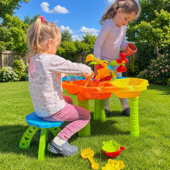 2-in-1 Water Beach Table with various accessories and Woopie chair