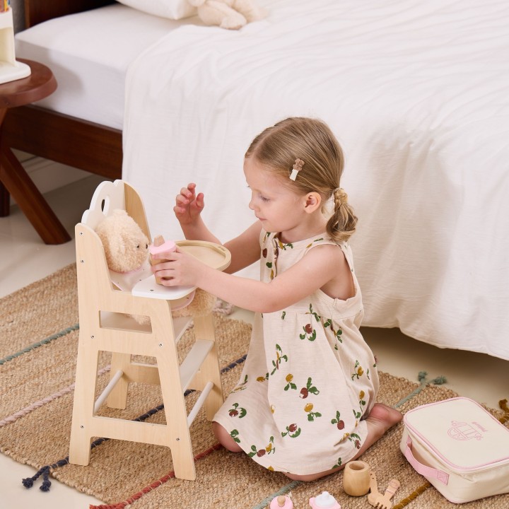 VIGA PolarB White Wooden Feeding Chair for Dolls