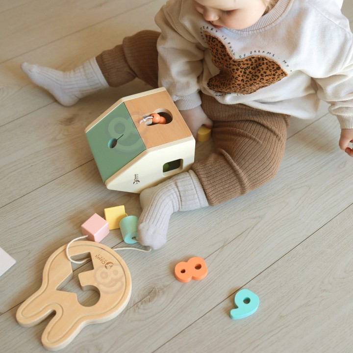 Pastel Set for Babies CLASSIC WORLD - First Toys 12-18m