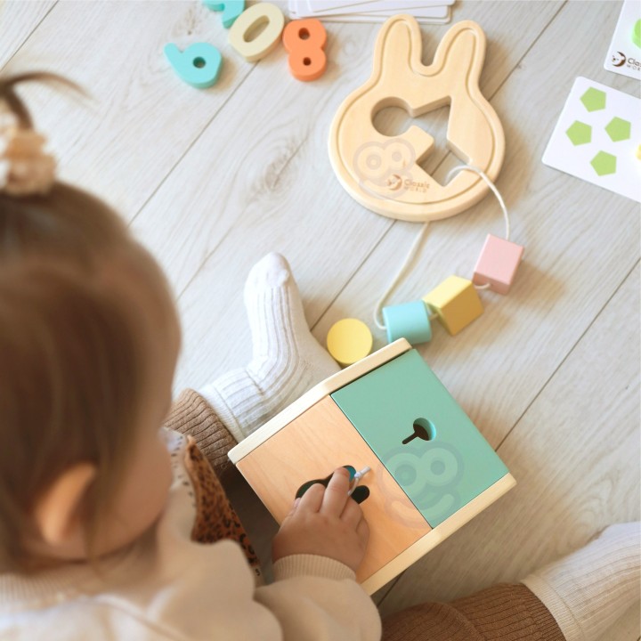 Pastel Set for Babies CLASSIC WORLD - First Toys 12-18m