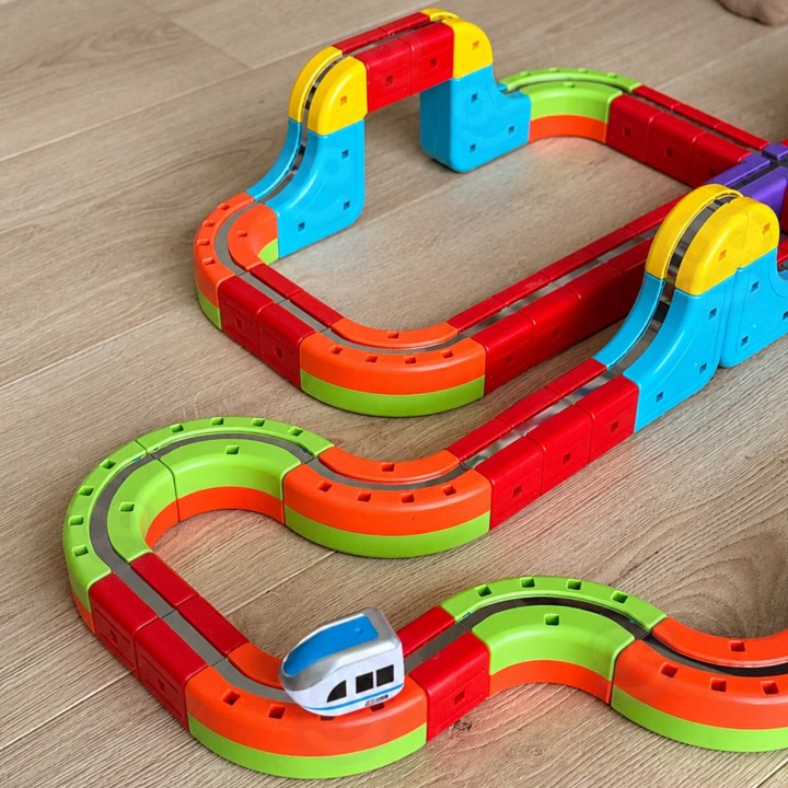 Antygrawitacyjny tor magnetyczny WOOPIE - Magiczna Kolejka