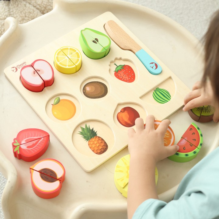 Montessori Fruit Cutting Set with Velcro, 20 pcs., CLASSIC WORLD