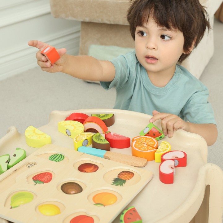 Montessori Fruit Cutting Set with Velcro, 20 pcs., CLASSIC WORLD