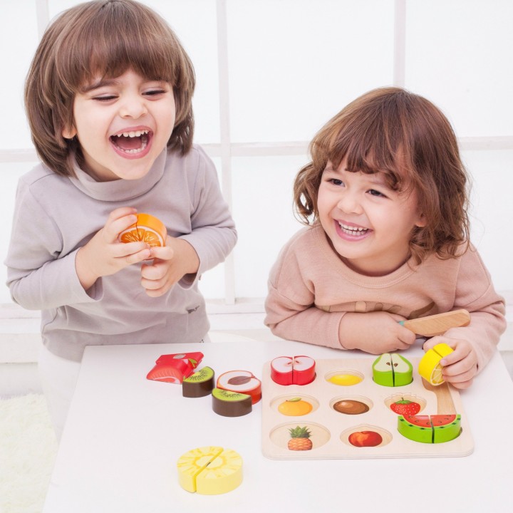 Montessori Fruit Cutting Set with Velcro, 20 pcs., CLASSIC WORLD