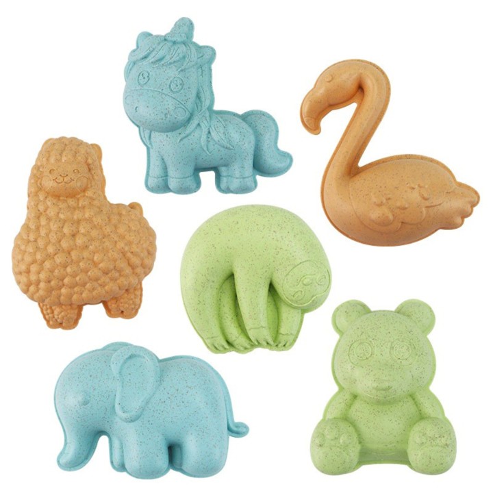 WOOPIE GREEN 10-piece Sand Set with Spinning Wheel and Watering Can