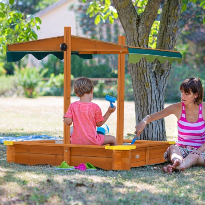 Lily Sandpit AXI wooden sandbox with roof - perfect fun!
