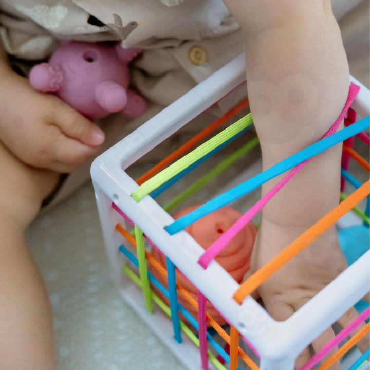 Elastyczna kostka sensoryczna sorter edukacyjny dla dzieci 3+ - WOOPIE