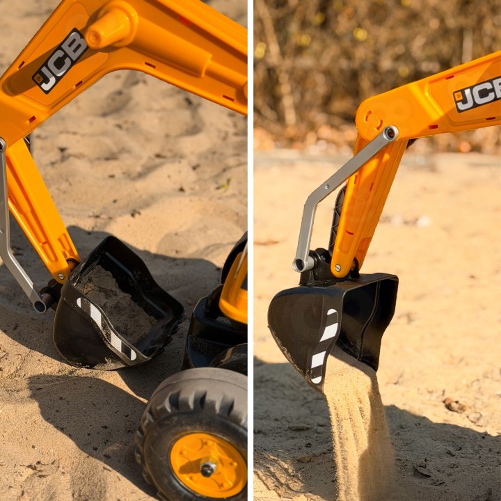 Volvo 360° Ride-on Excavator with Opening Seat Woopie