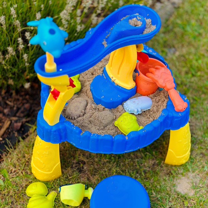 2-in-1 Sand and Water Table with Woopie Chair - Toys