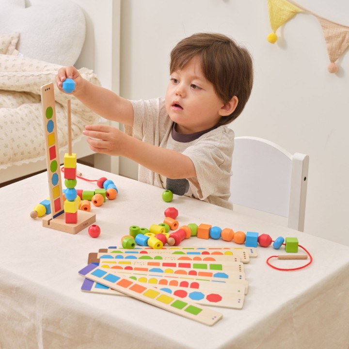 VIGA Wooden Beads for Stringing and Sequencing 64 pcs.