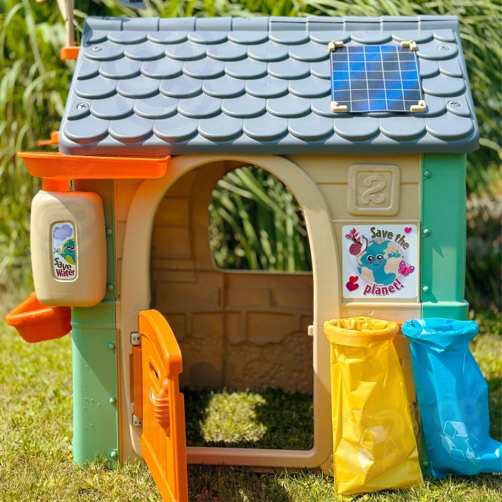 FEBER Domek ogrodowy Recycle Eco - Segregacja Odpadów i Zielona Energia