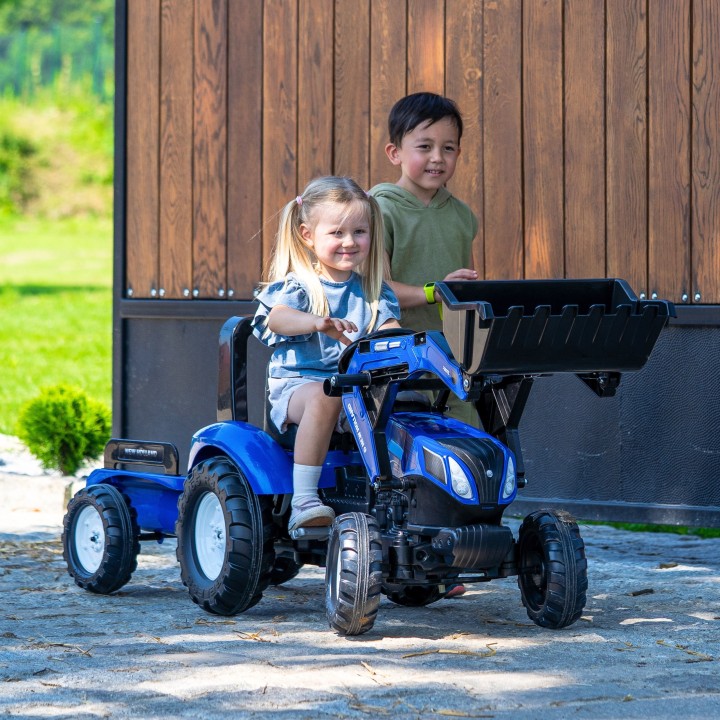 Traktor FALK New Holland T8 z Łyżką i Przyczepą 3-7 lat