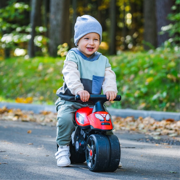 FALK Red Racing Ride-on with Wide Wheels 1+ - Toy for Children
