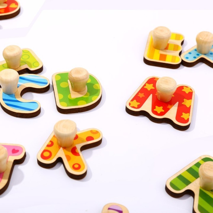Drewniane Puzzle Alfabet z Uchwytami Tooky Toy - Nauka i Zabawa