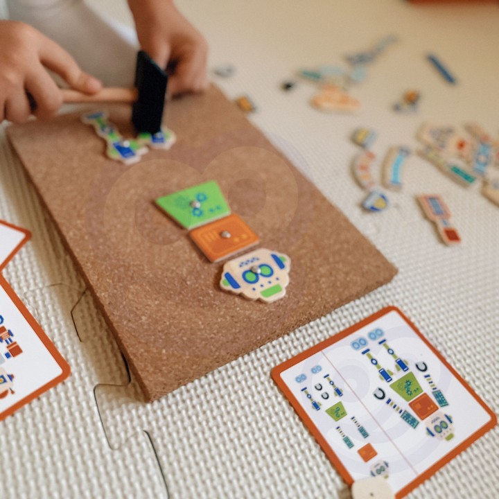 Drewniana Przybijanka Roboty Viga - Kreatywny Zestaw Montessori 45 el.