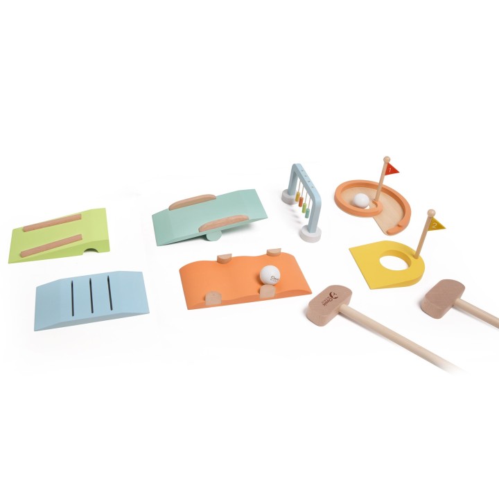 CLASSIC WORLD Wooden Obstacle Golf Set