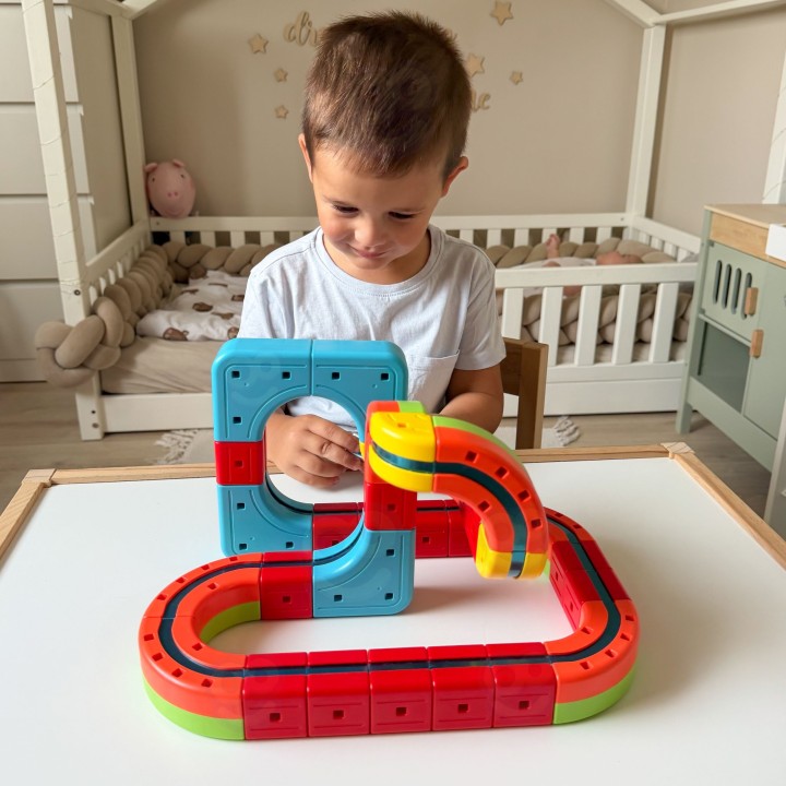 Magnetic Levitating Track 32 pcs WOOPIE - Toy for children