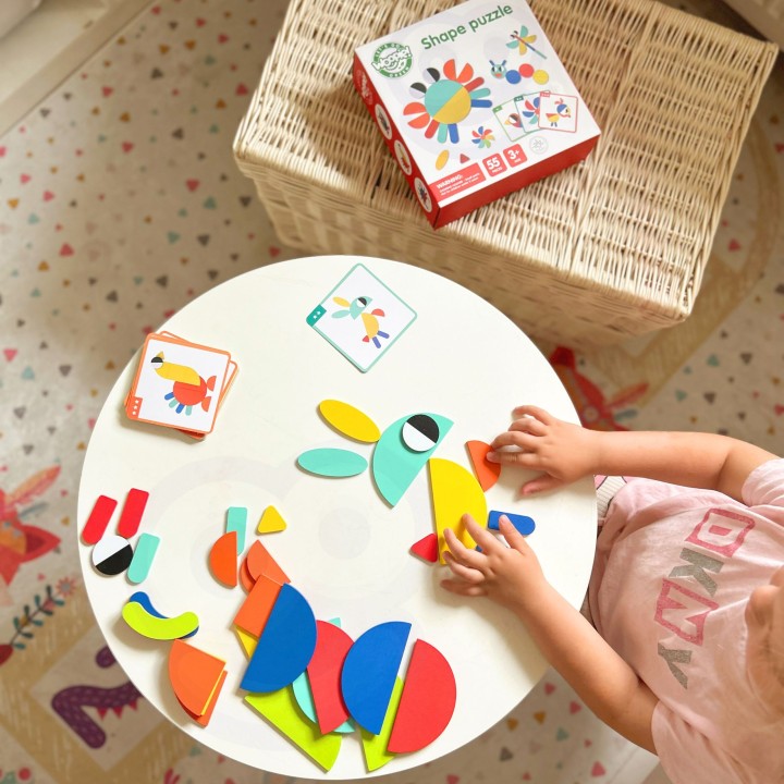 WOOPIE GREEN Wooden Montessori Puzzle 40 Patterns - 55 pcs.