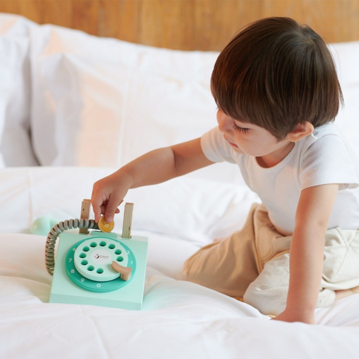 Classic Wooden Telephone for Children CLASSIC WORLD - 4 pcs.