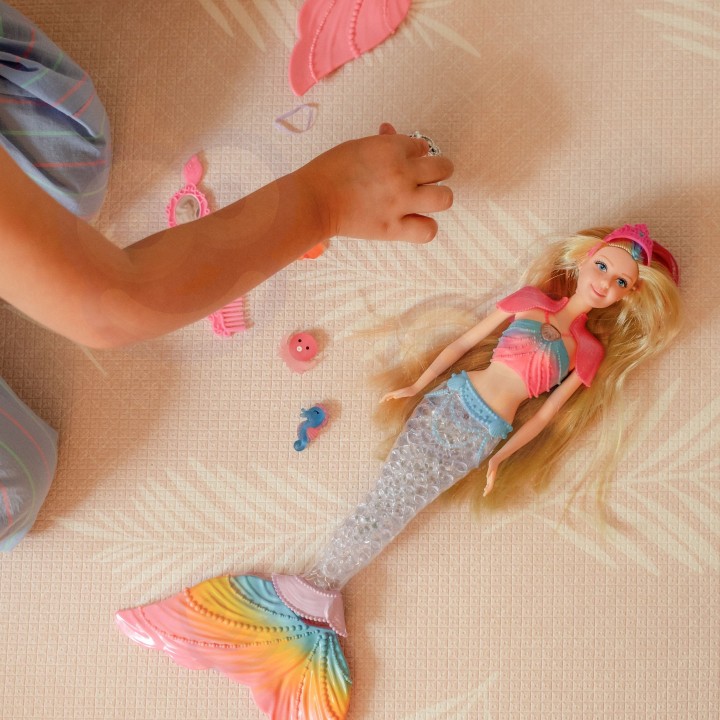 Gina Woopie Mermaid - Light-Up and Playing Doll 3+