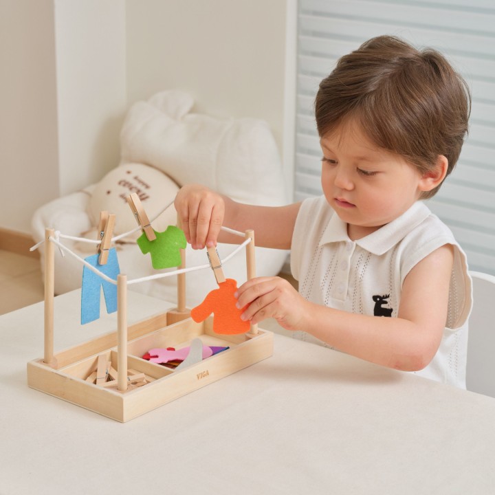 Wooden Laundry Set Dryer Montessori Clothes VIGA