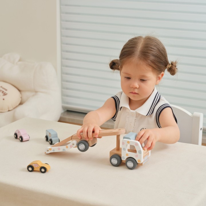 Wooden Car Transporter VIGA PolarB 18m+