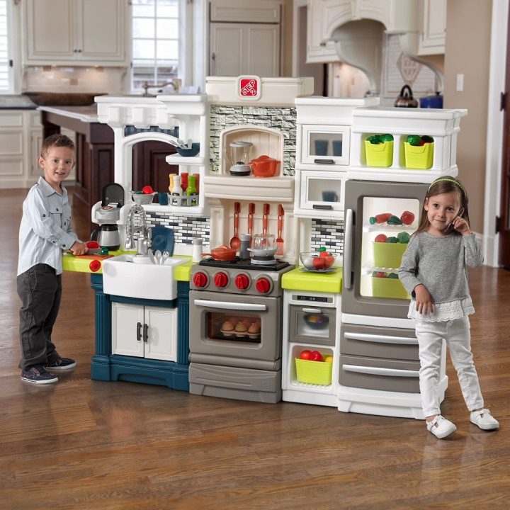 STEP2 Stylish children's kitchen Elegant Edge with accessories