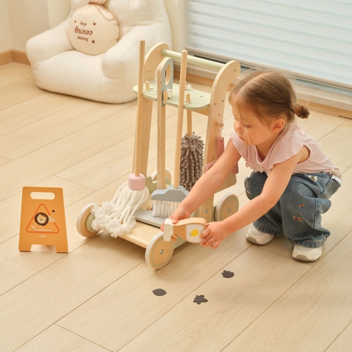 VIGA Wooden Cleaning Cart - 11-piece Set for Children