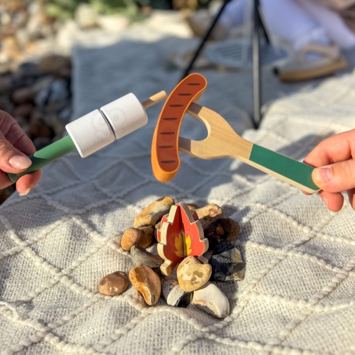 Drewniany Zestaw Kempingowy Tooky Toy – Zabawa Gotowaniem dla Dziecka