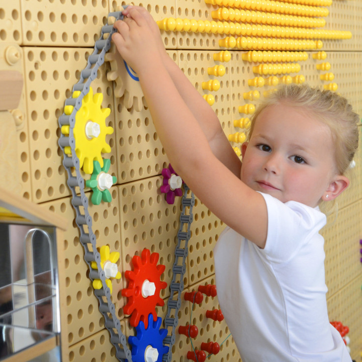 MASTERKIDZ Gears Build Your Own Mechanism - STEM Science and Creativity Board