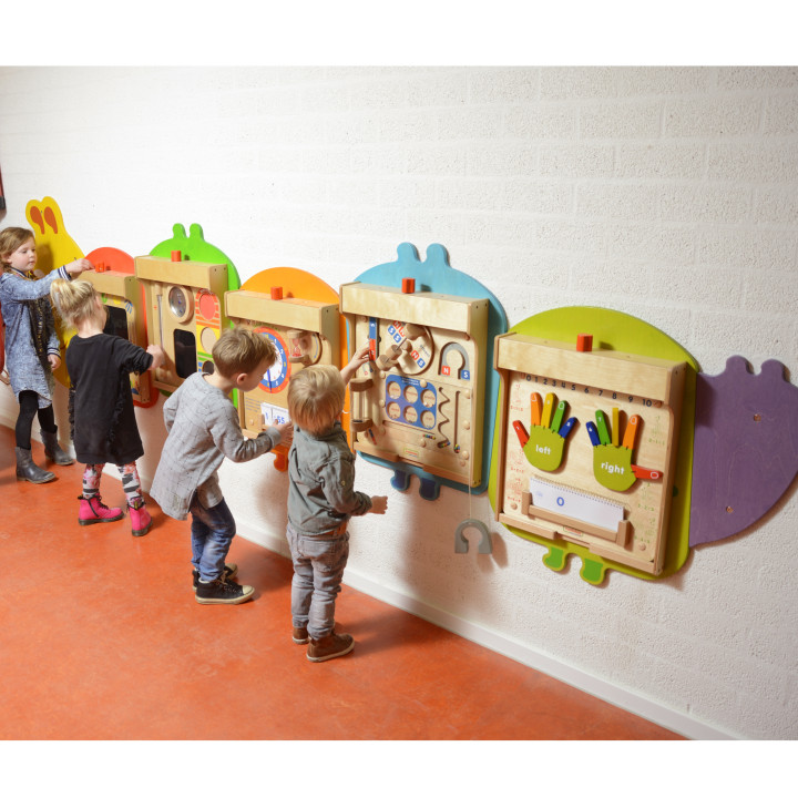 MASTERKIDZ Flex Wall Mounting System for 5 Educational Boards - Caterpillar