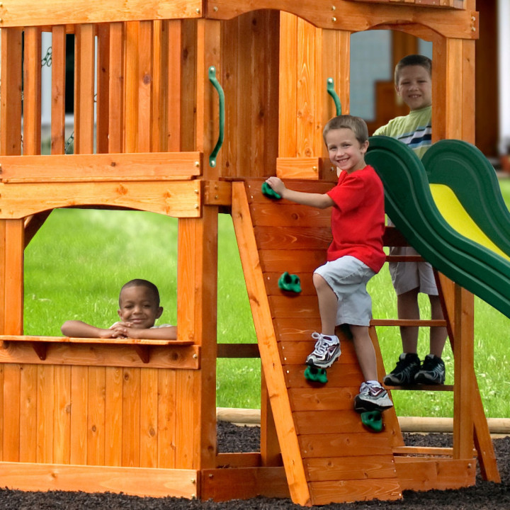BACKYARD DISCOVERY Atlantic Huge Wooden Playground