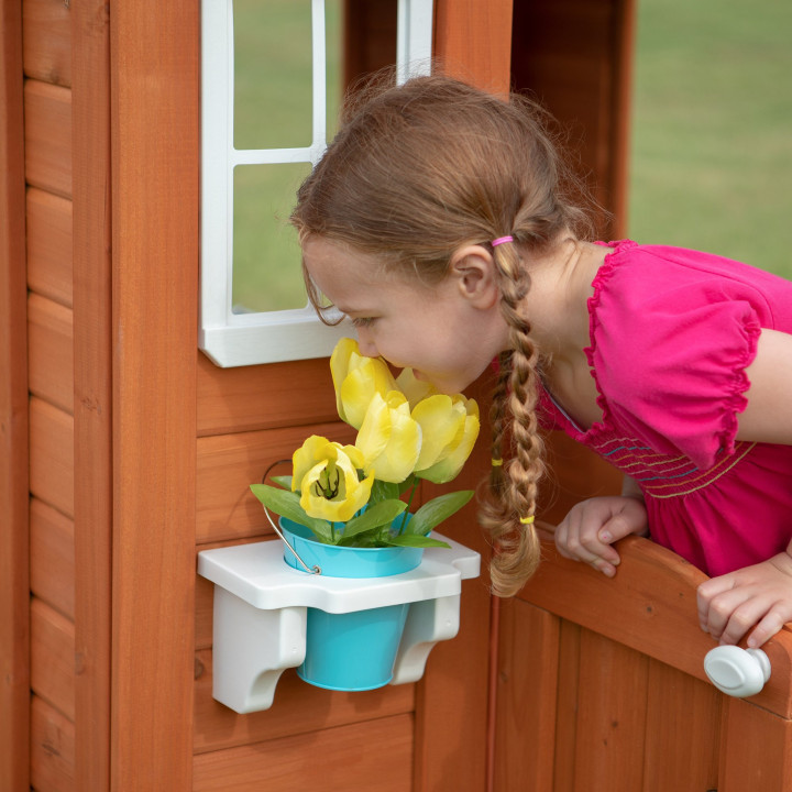 BACKYARD DISCOVERY Wooden Garden House for Children Timberlake