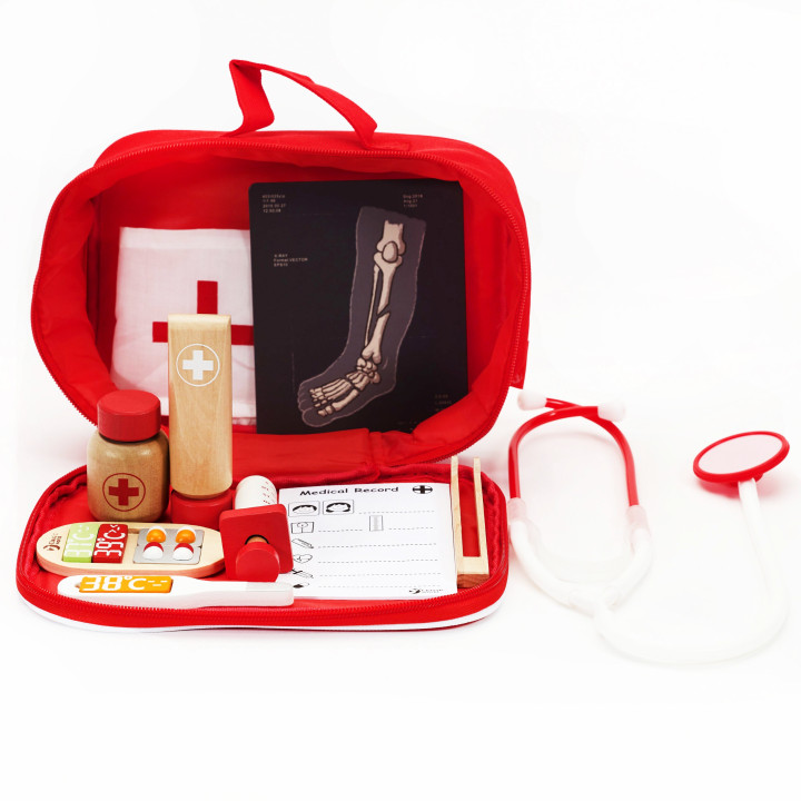 CLASSIC WORLD Wooden Set Little Doctor's Suitcase 19 pcs.