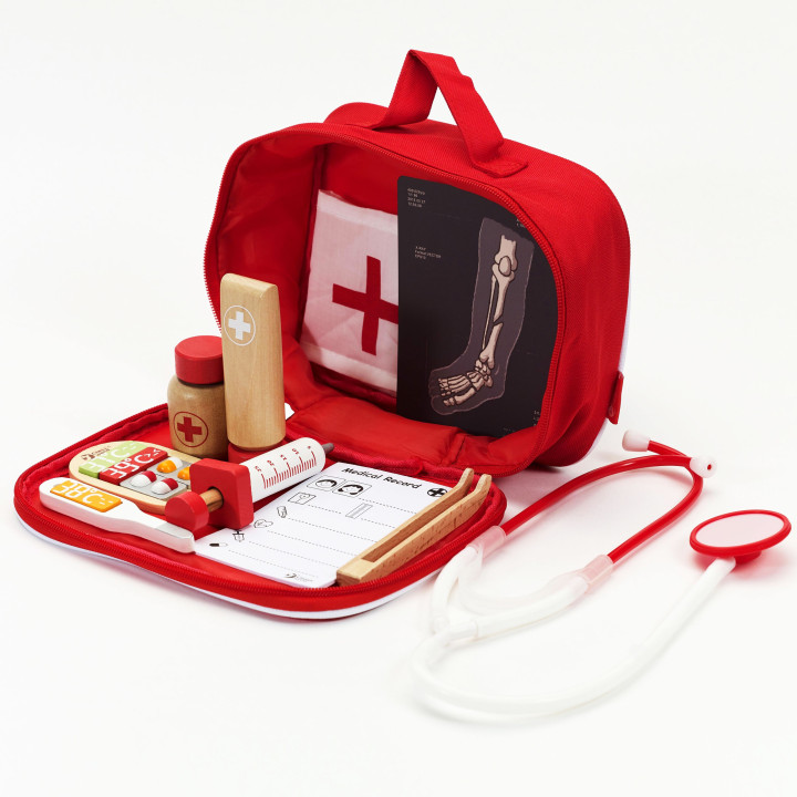 CLASSIC WORLD Wooden Set Little Doctor's Suitcase 19 pcs.